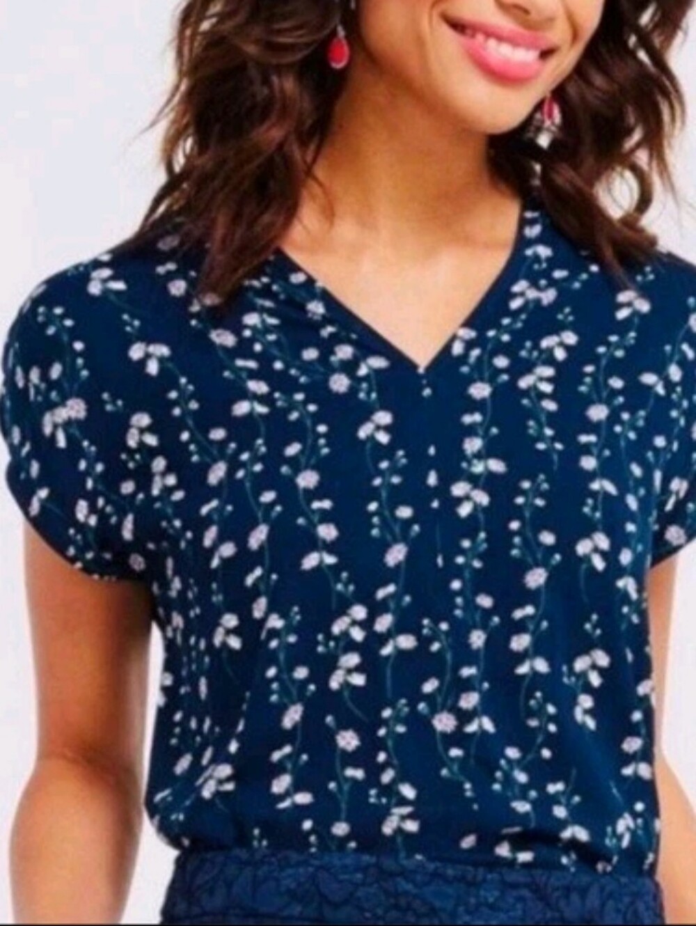 Women’s Navy Floral V-Neck Short Sleeve Top